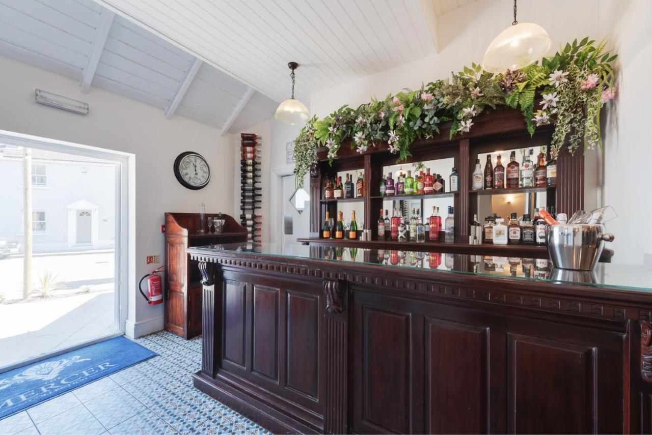 פורטסמות' Florence Gardens Boutique Hotel And Restaurant מראה חיצוני תמונה
