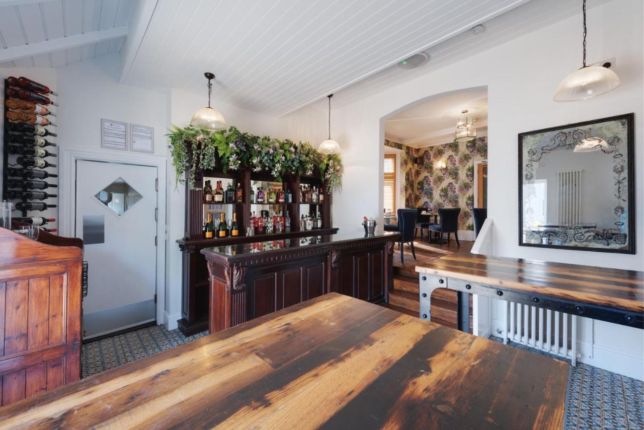 פורטסמות' Florence Gardens Boutique Hotel And Restaurant מראה חיצוני תמונה