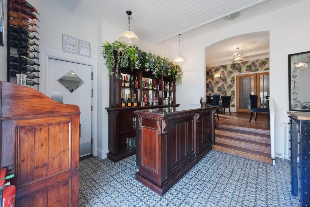 פורטסמות' Florence Gardens Boutique Hotel And Restaurant מראה חיצוני תמונה
